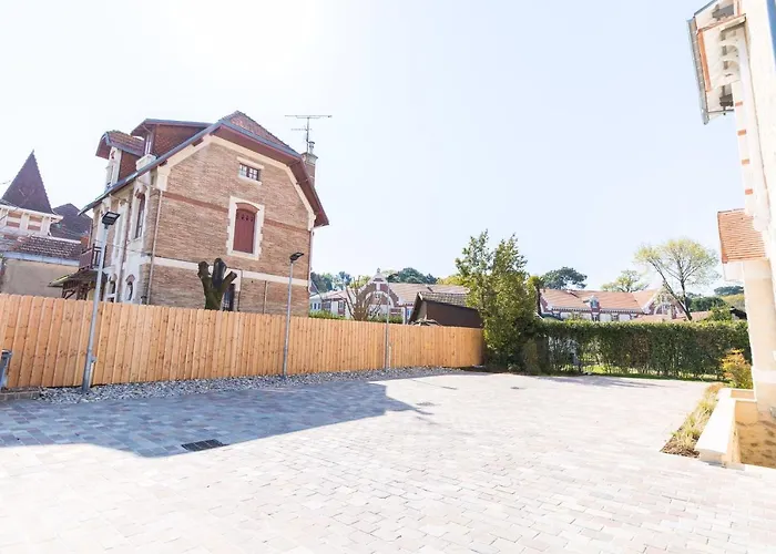 Pensjonat Private Le Kervan *